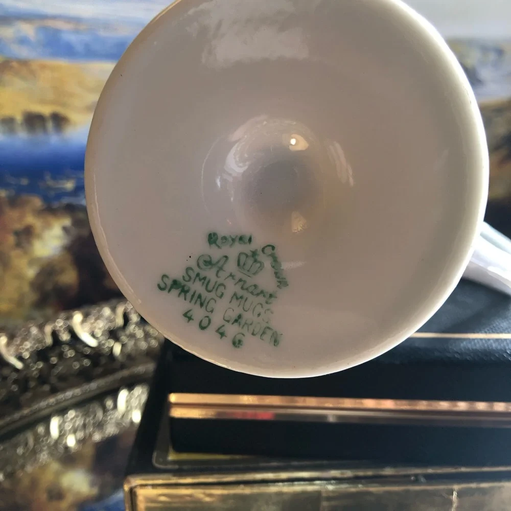 ☕️VINTAGE Arnart Smug Mug “Spring Garden” Floral Butterfly Ceramic Mug ☕️